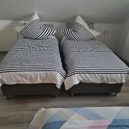 Gaestehaus Treder شقة